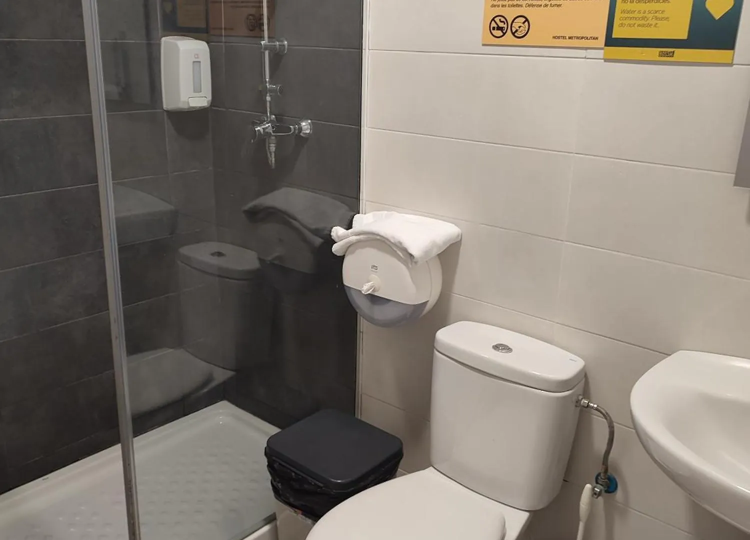Bilbao Metropolitan Hostel By Bossh Hotels 0*,  İspanya